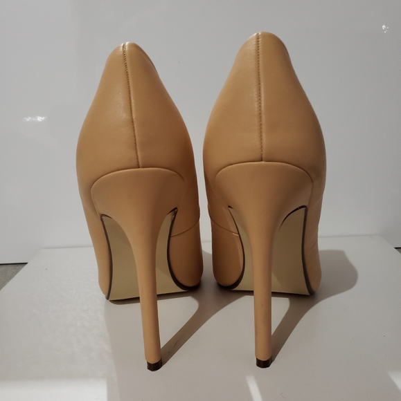 Everyday heel - Picture 3 of 3